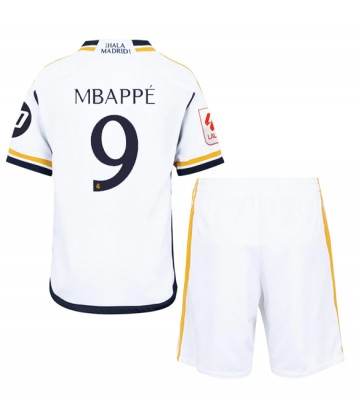 Real Madrid Kylian Mbappe #9 Replika Babytøj Hjemmebanesæt Børn 2023-24 Kortærmet (+ Korte bukser)